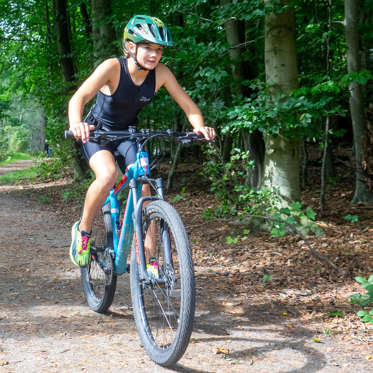 Triathlet beim Radfahren